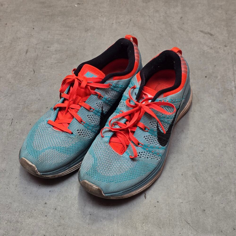 Nike Flyknit One Men US 9.5 Blue Running Shoes